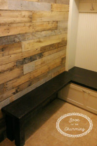 Making a pallet wall in the mudroom