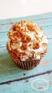 https://omgchocolatedesserts.com/omg-pumpkin-pie-cupcakes/